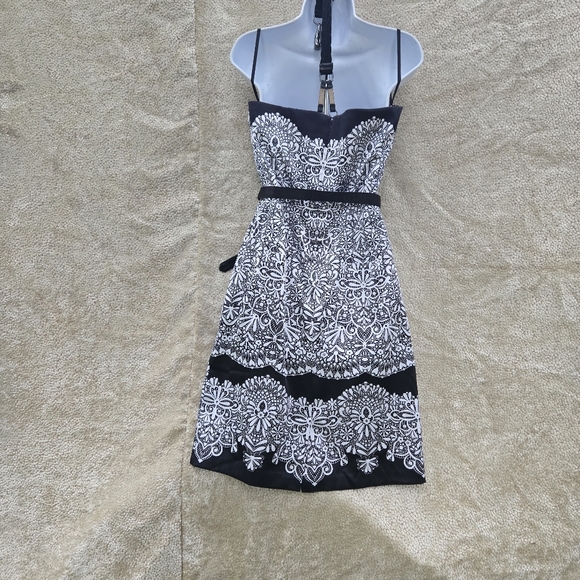 White House Black Market Strapless Black and White Dress - Picture 8 of 11